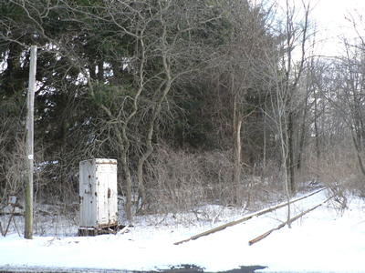 Locust Ave. SW, Chelmsford